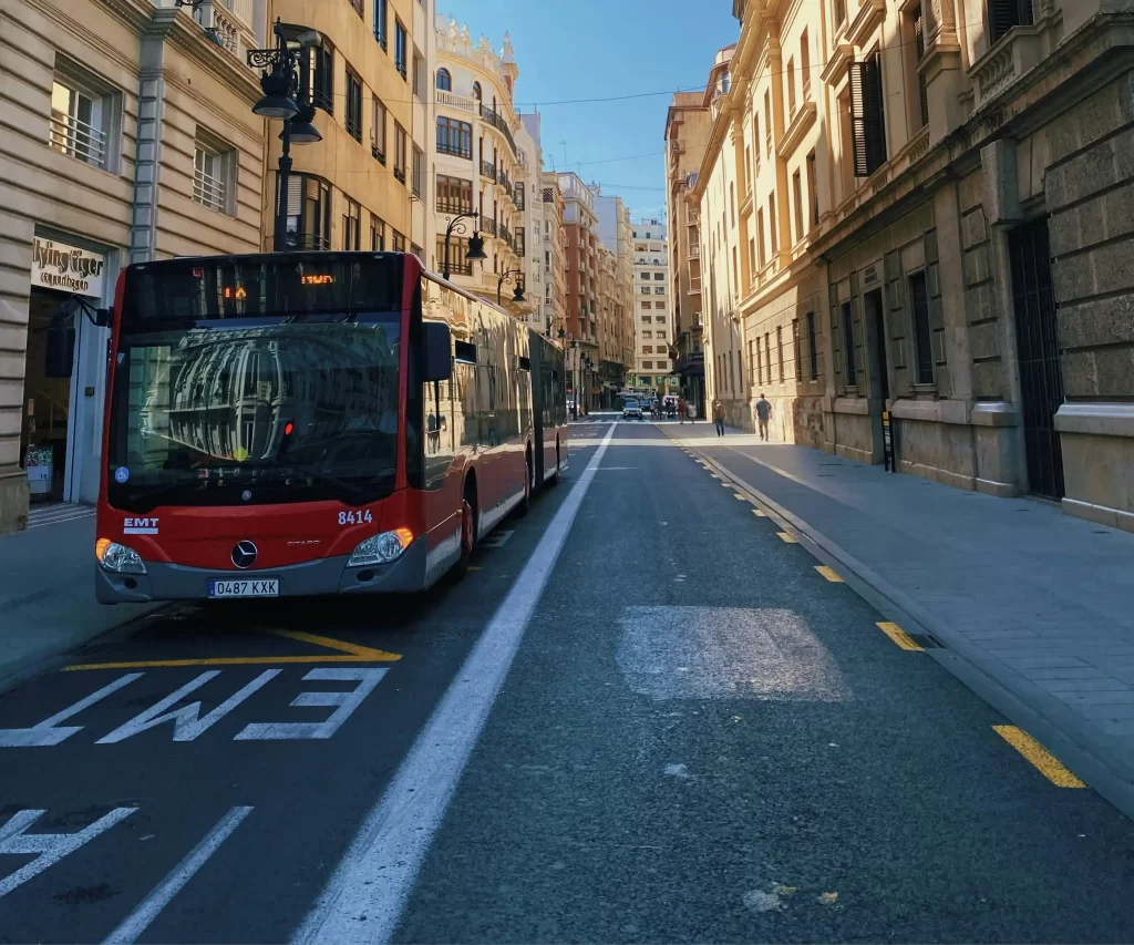 Abogados de accidentes de tráfico en Valencia reclamando indemnizaciones